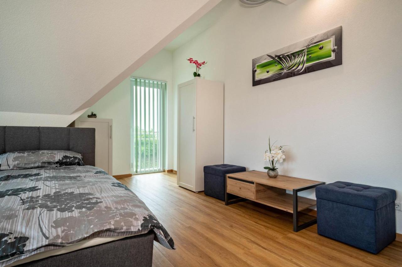Ferienwohnung Alpenblick Фридрихсхафен Экстерьер фото